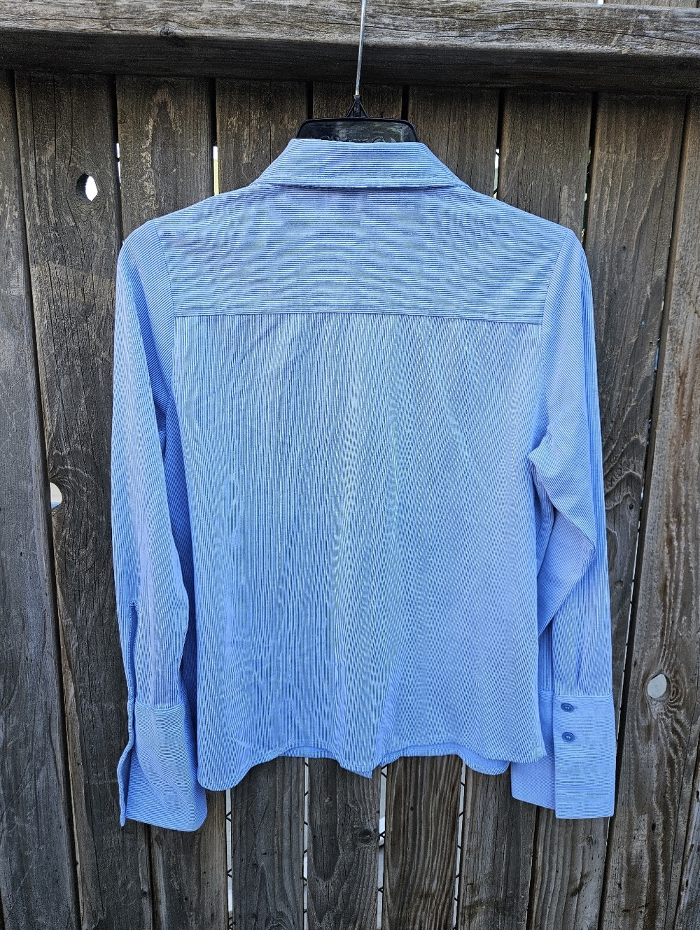 Liz Claiborne Pale Blue Collared Button-Up Blouse Women's Size M - Picture 13 of 16